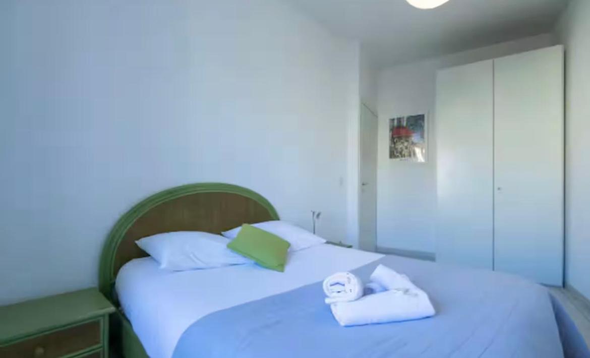 Leilighet Place Grimaldi, Close To And Restaurants, With Balcony *